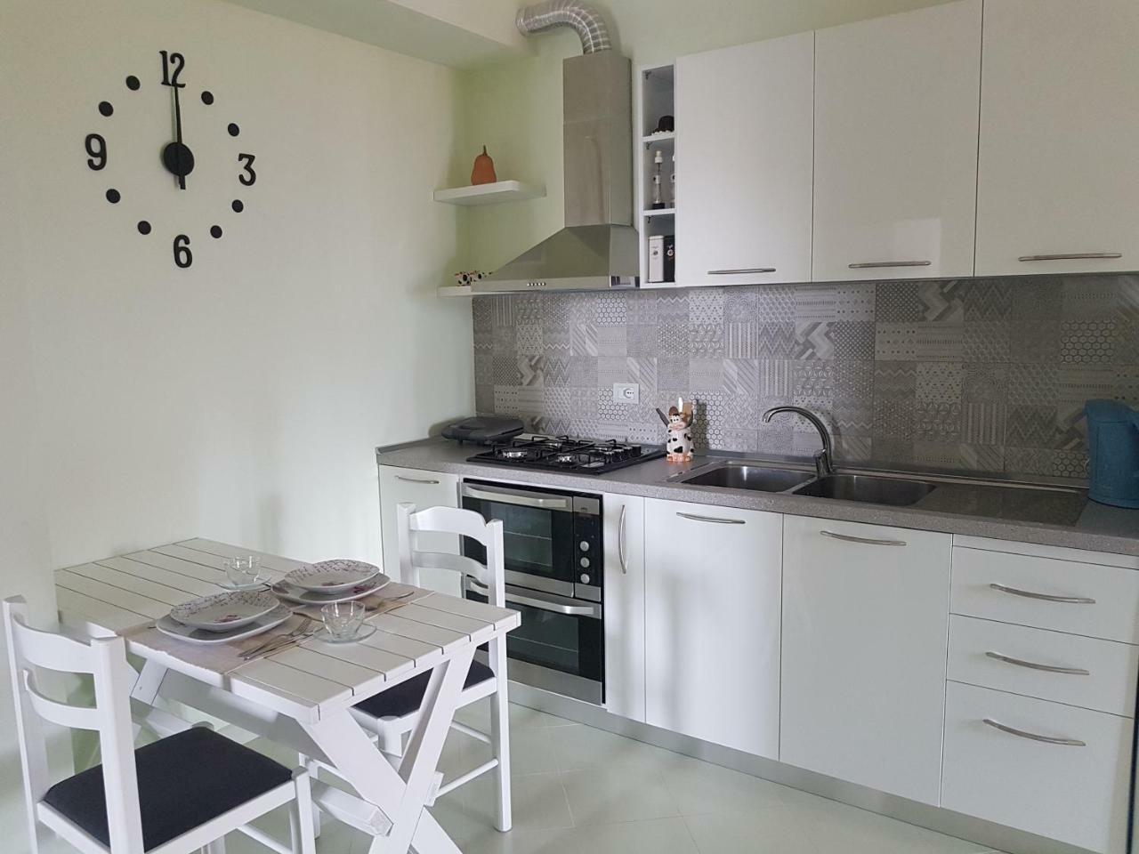 Bregu Green Apartments Vlorë Esterno foto